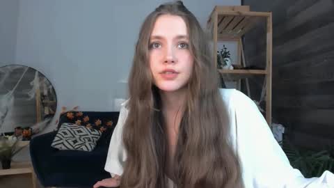 velvet_cherry online show from October 27, 4:07 pm