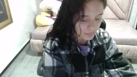 velvet_moon_v online show from November 15, 2:51 pm