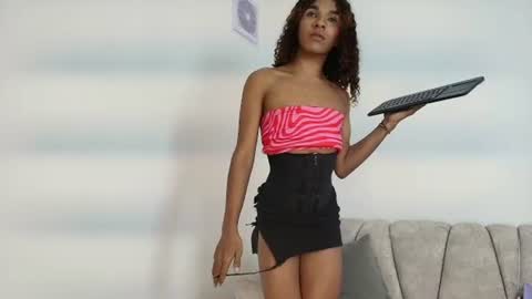 velvet_sex23 online show from July 7, 8:07 am