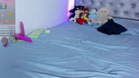 Snapshot of venezolanacute01 chatting on March 5, 3:18 pm Antonella online show from March 5, 3:18 pm