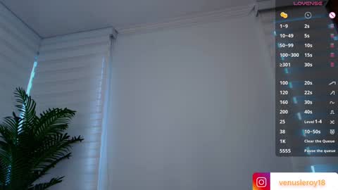 Snapshot of venus_leroy chatting on January 16, 10:44 pm Venus online show from January 16, 10:44 pm
