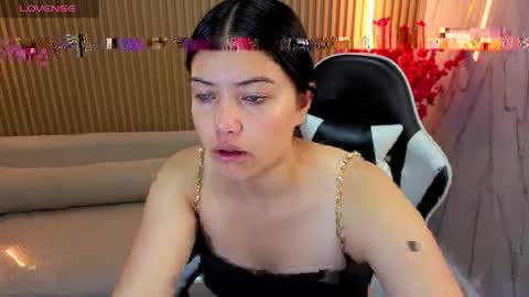 Venus  online show from April 27, 12:57 pm