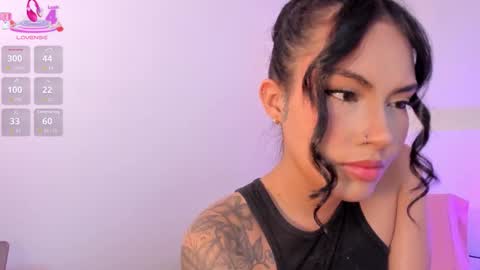 Venus Evans online show from December 13, 8:26 pm