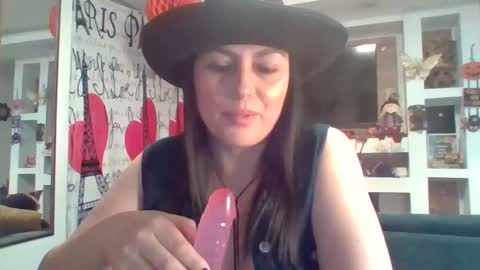 VENUSINA07 online show from October 26, 8:48 am