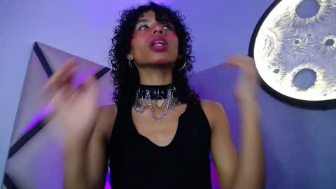 venuss_03 online show from January 6, 3:21 am