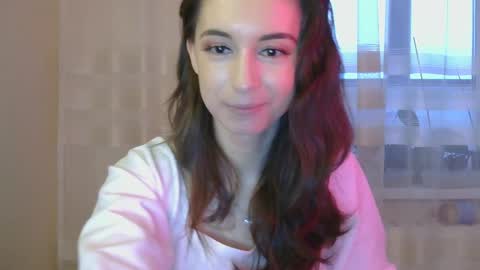 Una online show from October 9, 1:49 pm