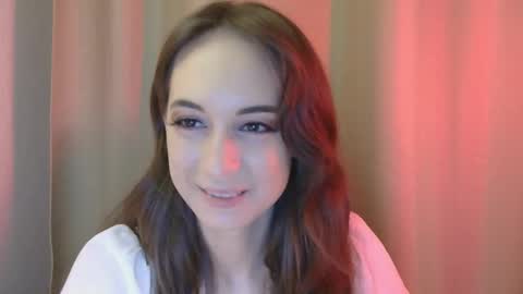 Una online show from September 13, 5:26 pm