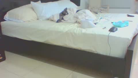 vergagolosa22 online show from February 5, 5:44 am