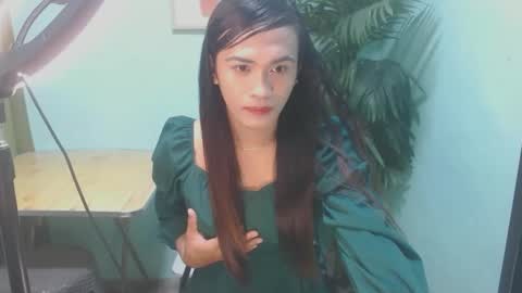 verhenia online show from December 9, 3:40 am