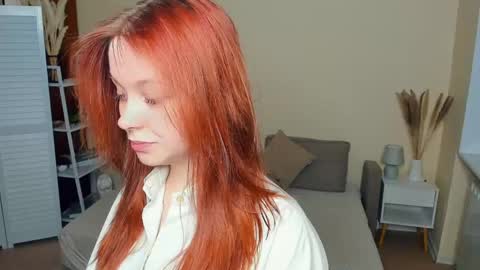 Delora online show from May 31, 9:38 pm