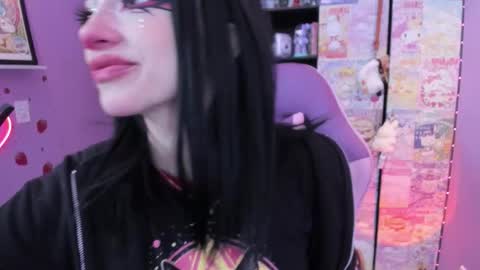     online show from November 28, 11:34 pm