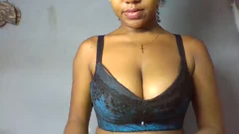 verolla31 online show from February 27, 3:48 pm