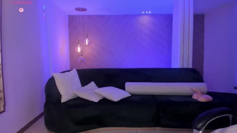 veronicablue1 online show from February 10, 12:41 pm