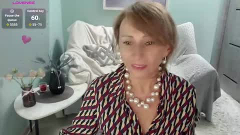 Helen online show from September 11, 6:14 am
