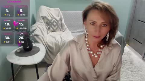 Helen online show from September 29, 7:51 am