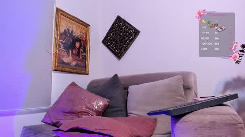 Veronica Gills online show from February 26, 7:21 pm