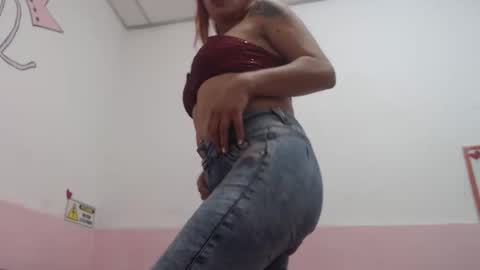 veronicaqueenxxx online show from April 8, 6:38 am