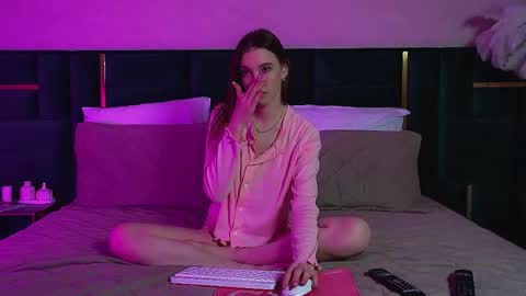 Veronica online show from February 19, 6:29 pm