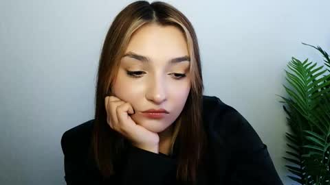 Ana online show from February 26, 1:36 pm