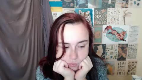 veryveryvery_shy online show from October 1, 10:58 am