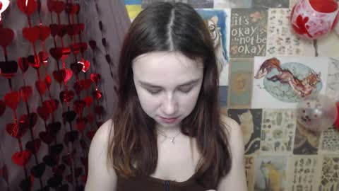 veryveryvery_shy online show from February 11, 7:01 am