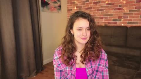 Amelia online show from April 7, 5:09 am