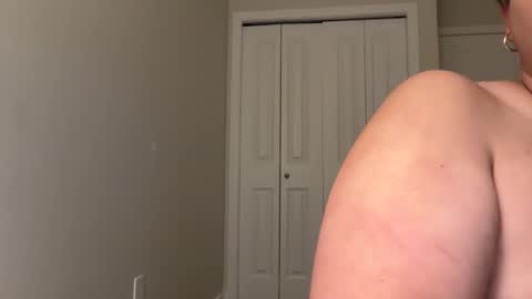 vfem online show from December 14, 10:54 am