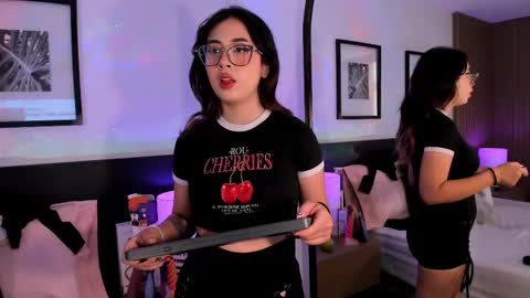 Anaya online show from October 19, 12:10 pm