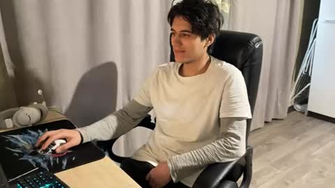 vialeras online show from December 3, 10:05 am