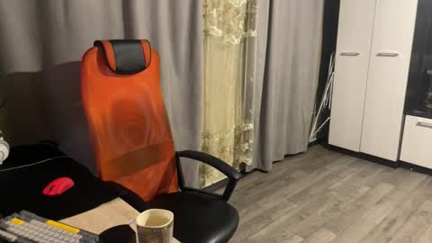 vialeras online show from March 25, 4:25 pm