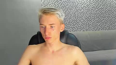 vibemygirl online show from September 13, 2:19 pm