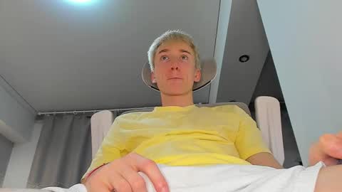 vibemygirl online show from October 16, 12:27 pm