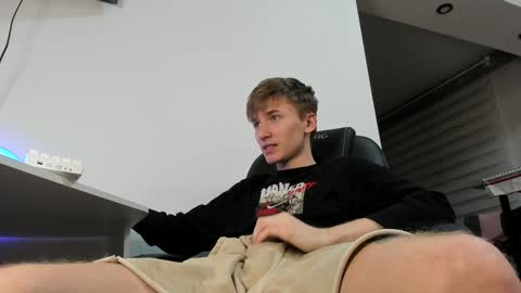 vibemygirl online show from January 16, 1:36 pm