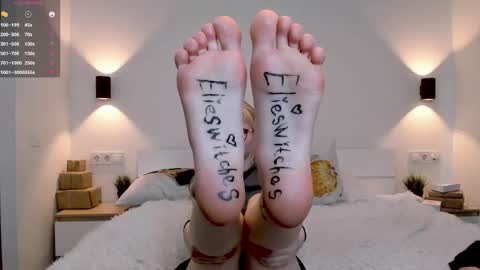 EliQueen online show from April 11, 6:40 am