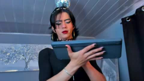  Vicky  online show from April 18, 3:03 pm