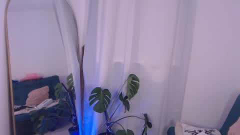 Vicky Greys online show from December 6, 5:38 pm