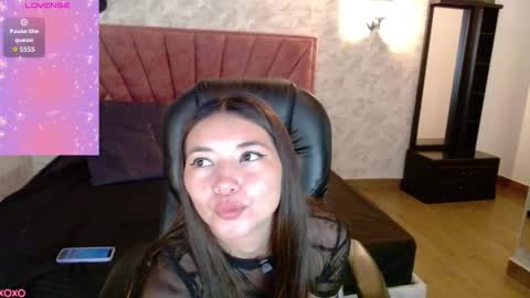 Victoria  online show from December 4, 5:29 am