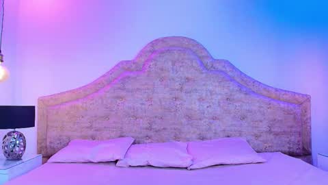  Victoria for you  online show from November 3, 3:29 am