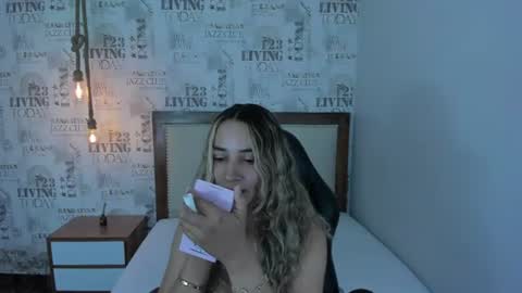  VICTORIA  online show from June 25, 2:30 am