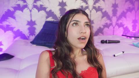  Victoria Lozano  online show from January 16, 3:45 pm