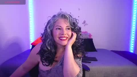 Victoria Lover online show from April 16, 3:39 am