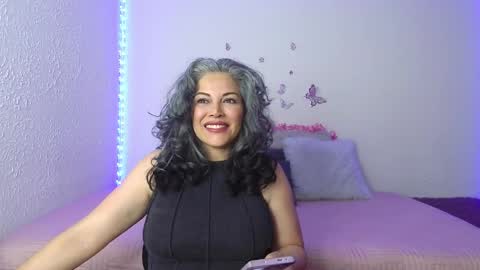 Victoria Lover online show from April 5, 3:25 am