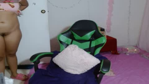 VICKY online show from March 24, 8:04 pm