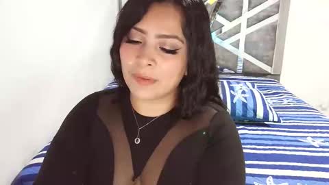 victoria_rossx online show from May 2, 10:48 pm