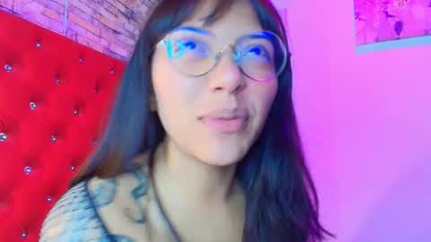 victoria online show from September 13, 2:19 pm