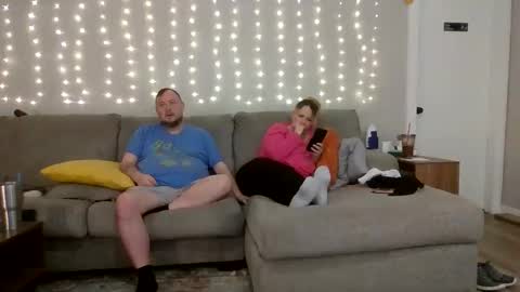 Victoria and Jesse online show from November 4, 5:20 am