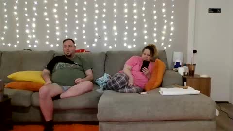 Victoria and Jesse online show from February 14, 12:57 pm