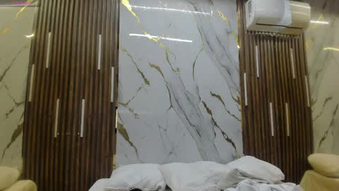 Victoria  online show from April 20, 9:07 pm