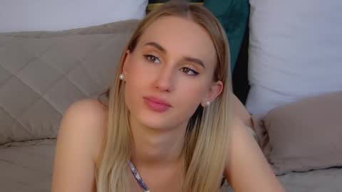 Victoria online show from October 16, 6:40 pm