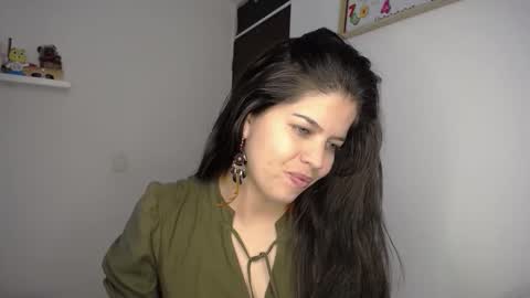 victorialg online show from December 19, 8:48 pm